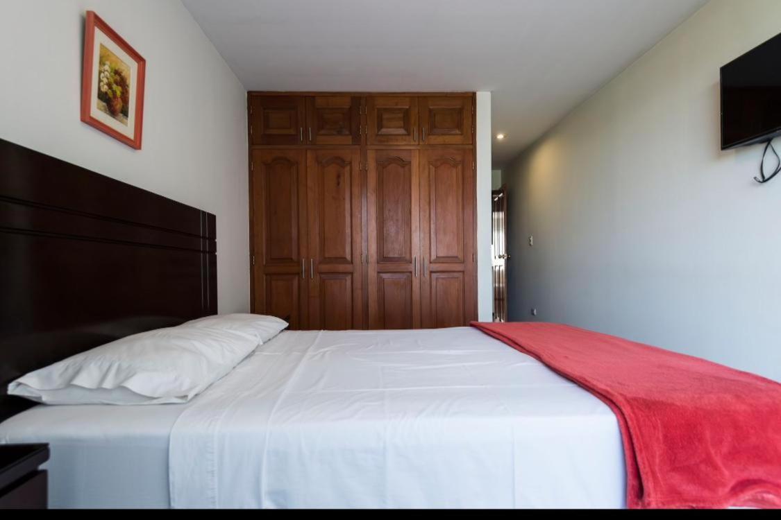 New Apartment In Miraflores! Laromar Area! Lima Exterior foto